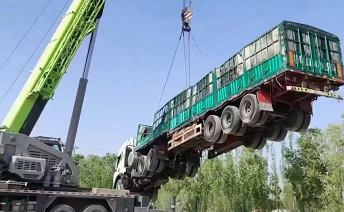 广汉道路脱困救援案例
